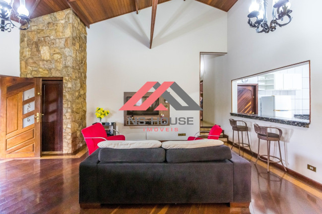 Casa com 6 Quartos à Venda, 650 m² em Piracaia - Piracaia
