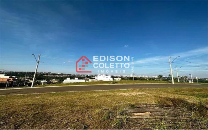 Casa à Venda, 405 m² em Ondas - Piracicaba