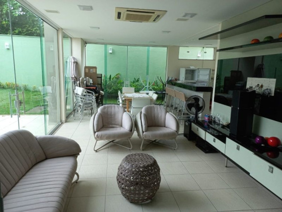 Imagem Casa com 4 Quartos à Venda, 500 m² em Colônia Terra Nova - Manaus Imagem Casa com 4 Quartos à Venda, 500 m² em Colônia Terra Nova - Manaus