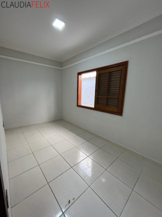 Imagem Casa com 3 Quartos à Venda, 123 m² em Maracanã - Praia Grande Imagem Casa com 3 Quartos à Venda, 123 m² em Maracanã - Praia Grande