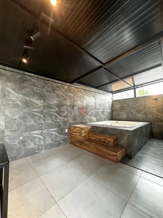 Imagem Casa com 3 Quartos à Venda, 124 m² em Vila Nova - Jaraguá Do Sul Imagem Casa com 3 Quartos à Venda, 124 m² em Vila Nova - Jaraguá Do Sul