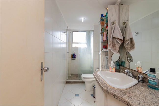 Imagem Imóvel com 2 Quartos à Venda, em Menino Deus - Porto Alegre Imagem Imóvel com 2 Quartos à Venda, em Menino Deus - Porto Alegre
