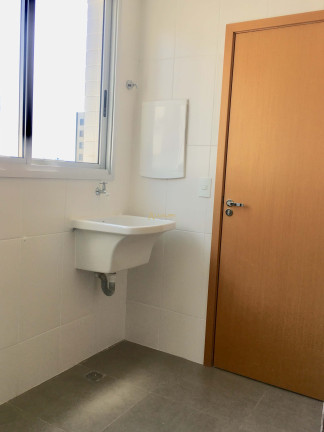 Imagem Imóvel com 3 Quartos à Venda, 83 m² em Carmo - Belo Horizonte Imagem Imóvel com 3 Quartos à Venda, 83 m² em Carmo - Belo Horizonte