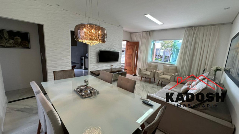 Imagem Casa com 3 Quartos à Venda, 220 m² em Sim - Feira De Santana Imagem Casa com 3 Quartos à Venda, 220 m² em Sim - Feira De Santana