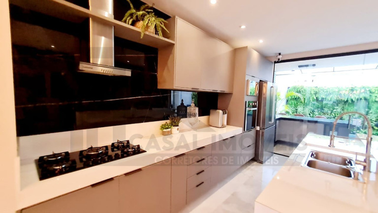 Imagem Casa com 3 Quartos à Venda, 250 m² em Marco - Belém Imagem Casa com 3 Quartos à Venda, 250 m² em Marco - Belém