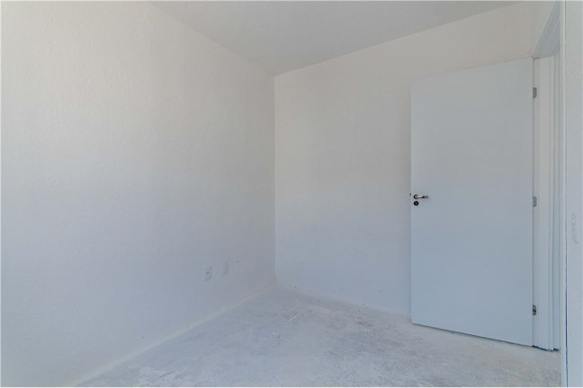 Imagem Imóvel com 2 Quartos à Venda, em Rio Branco - Canoas Imagem Imóvel com 2 Quartos à Venda, em Rio Branco - Canoas