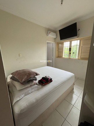 Imagem Casa com 4 Quartos à Venda, 382 m² Imagem Casa com 4 Quartos à Venda, 382 m²