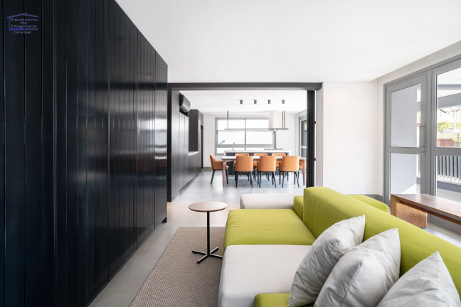Imagem Imóvel com 1 Quarto à Venda, 62 m² em Menino Deus - Porto Alegre Imagem Imóvel com 1 Quarto à Venda, 62 m² em Menino Deus - Porto Alegre
