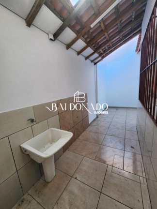 Imagem Casa com 3 Quartos para Alugar, em Centro - Extrema Imagem Casa com 3 Quartos para Alugar, em Centro - Extrema