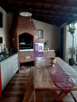 Imagem Sobrado com 3 Quartos à Venda, 120 m² em Califórnia - Londrina Imagem Sobrado com 3 Quartos à Venda, 120 m² em Califórnia - Londrina