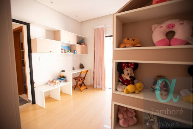 Imagem Casa com 4 Quartos à Venda, 302 m² em Aldeia Da Serra - Barueri Imagem Casa com 4 Quartos à Venda, 302 m² em Aldeia Da Serra - Barueri