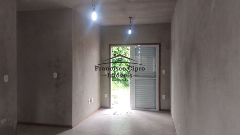 Imagem Sobrado com 2 Quartos à Venda, 121 m² em Jardim Bela Vista - Guaratinguetá Imagem Sobrado com 2 Quartos à Venda, 121 m² em Jardim Bela Vista - Guaratinguetá