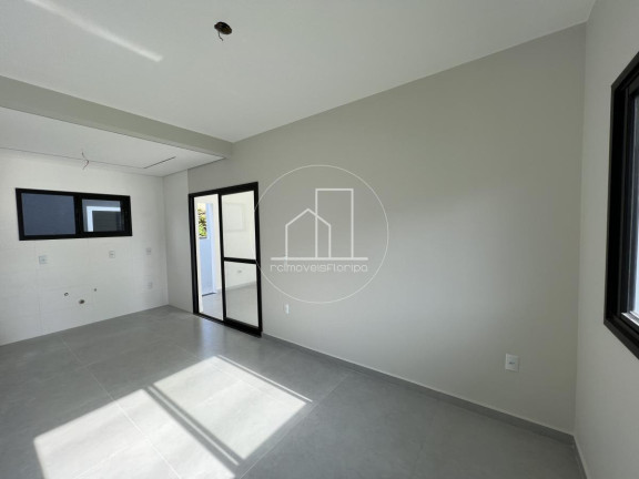 Imagem Casa com 3 Quartos à Venda, 224 m² em Ingleses Do Rio Vermelho - Florianópolis