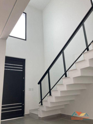 Imagem Sobrado com 4 Quartos à Venda, 180 m² em Balneário Copacabana - Caraguatatuba