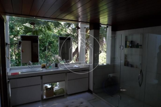 Imagem Casa com 4 Quartos à Venda, 808 m² em Itanhangá - Rio De Janeiro Imagem Casa com 4 Quartos à Venda, 808 m² em Itanhangá - Rio De Janeiro