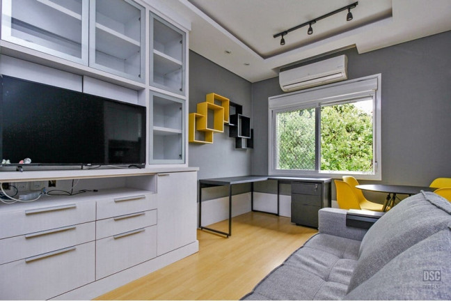 Imagem Apartamento com 1 Quarto à Venda, 45 m² em Farroupilha - Porto Alegre Imagem Apartamento com 1 Quarto à Venda, 45 m² em Farroupilha - Porto Alegre