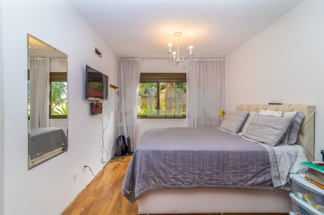Imagem Apartamento com 3 Quartos à Venda, 122 m² em Petrópolis - Porto Alegre Imagem Apartamento com 3 Quartos à Venda, 122 m² em Petrópolis - Porto Alegre