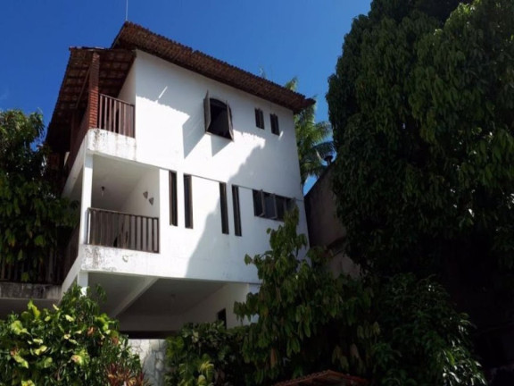 Imagem Casa com 4 Quartos à Venda, 355 m² em Candeal - Salvador Imagem Casa com 4 Quartos à Venda, 355 m² em Candeal - Salvador