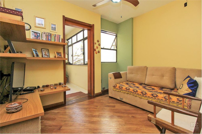 Imagem Apartamento com 3 Quartos à Venda, 157 m² em Petrópolis - Porto Alegre Imagem Apartamento com 3 Quartos à Venda, 157 m² em Petrópolis - Porto Alegre