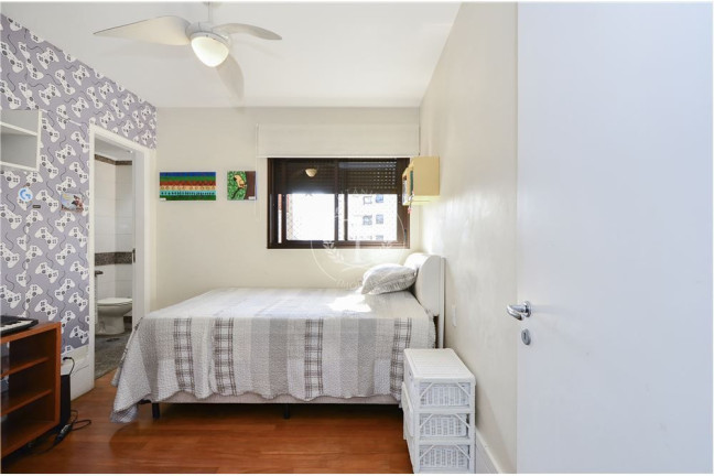 Imagem Apartamento com 4 Quartos à Venda, 210 m² em Real Parque - São Paulo Imagem Apartamento com 4 Quartos à Venda, 210 m² em Real Parque - São Paulo