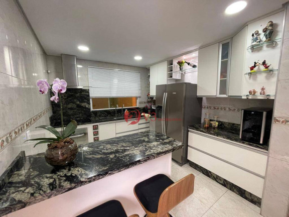 Sobrado com 3 Quartos à Venda, 180 m² em São Miguel Paulista - São Paulo