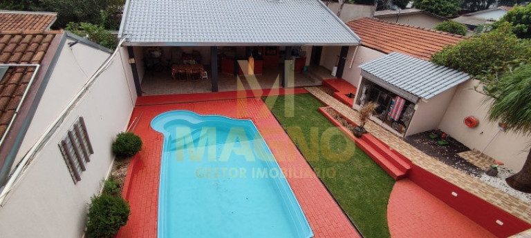 Imagem Sobrado com 4 Quartos à Venda, 211 m² em Cancelli - Cascavel