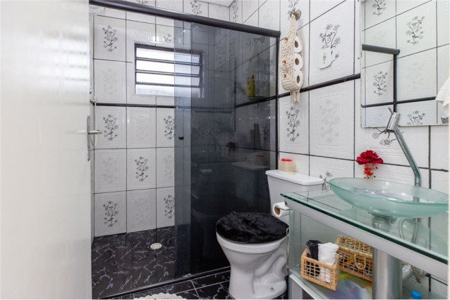 Casa com 3 Quartos à Venda, 170 m² em Jardim Das Imbuias - São Paulo