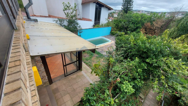 Imagem Sobrado com 3 Quartos à Venda, 325 m² em Vila Assunção - Porto Alegre Imagem Sobrado com 3 Quartos à Venda, 325 m² em Vila Assunção - Porto Alegre