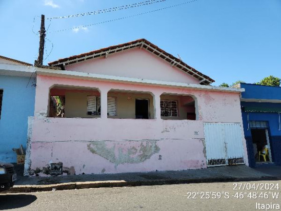 Imagem Casa com 2 Quartos à Venda, 220 m² em Vila Vieira - Itapira Imagem Casa com 2 Quartos à Venda, 220 m² em Vila Vieira - Itapira