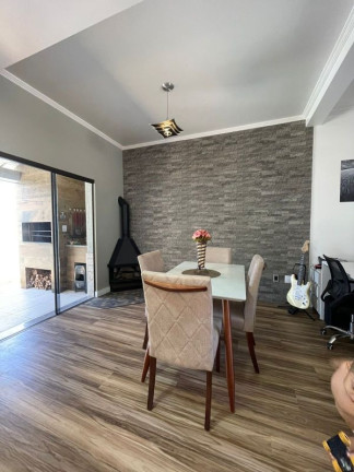 Imagem Casa com 3 Quartos à Venda, 160 m² em Passo Das Pedras - Porto Alegre Imagem Casa com 3 Quartos à Venda, 160 m² em Passo Das Pedras - Porto Alegre