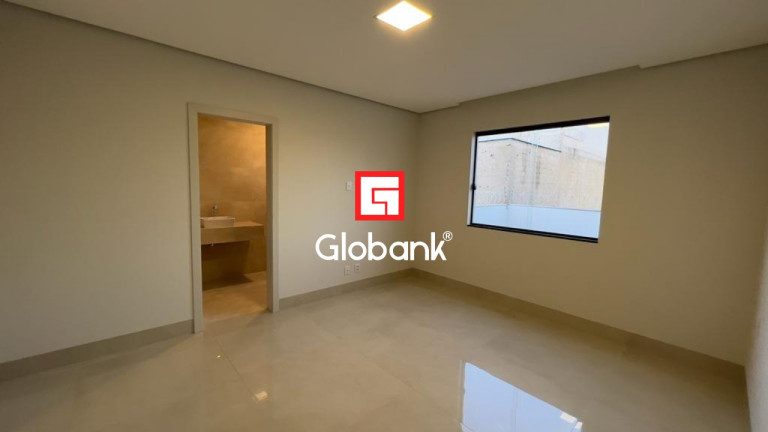 Imagem Sobrado com 3 Quartos à Venda, 220 m² em Ibituruna - Montes Claros Imagem Sobrado com 3 Quartos à Venda, 220 m² em Ibituruna - Montes Claros