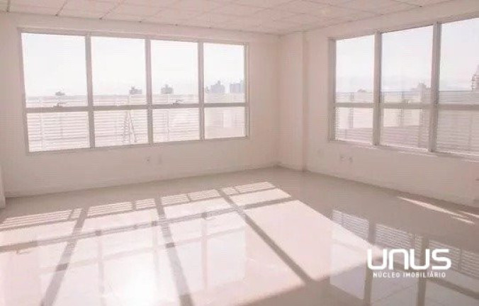 Imagem Sala Comercial à Venda, 585 m² em Barreiros - São José
