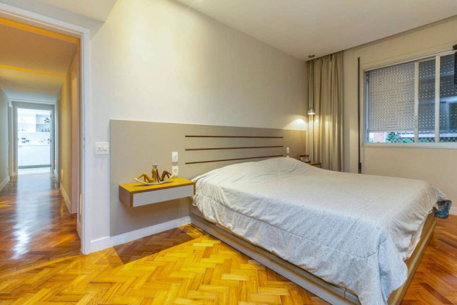 Imagem Apartamento com 3 Quartos à Venda,  em Lagoa - Rio De Janeiro
