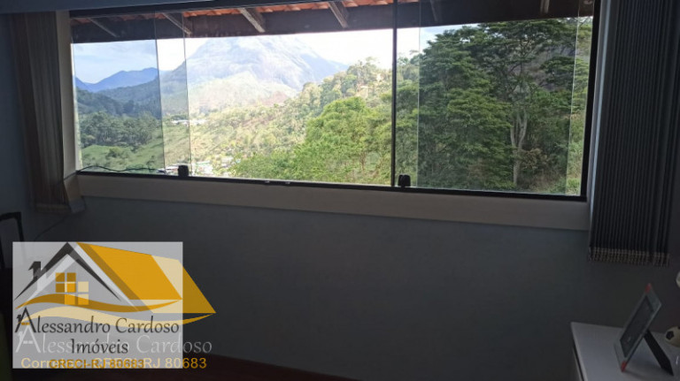 Imagem Casa com 3 Quartos à Venda, 300 m² em Jardim Califórnia - Nova Friburgo Imagem Casa com 3 Quartos à Venda, 300 m² em Jardim Califórnia - Nova Friburgo