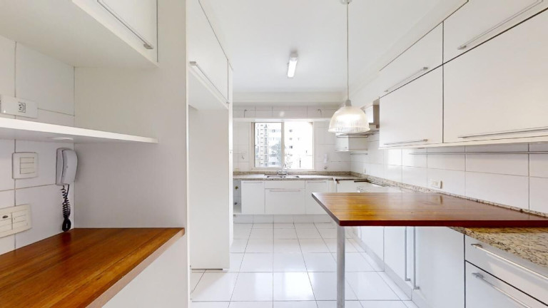 Imagem Apartamento com 4 Quartos à Venda, 251 m² em Itaim Bibi - São Paulo Imagem Apartamento com 4 Quartos à Venda, 251 m² em Itaim Bibi - São Paulo
