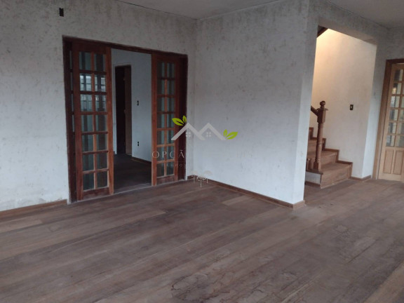 Imagem Casa com 4 Quartos à Venda, em Vila Lolly - Campos Do Jordão Imagem Casa com 4 Quartos à Venda, em Vila Lolly - Campos Do Jordão