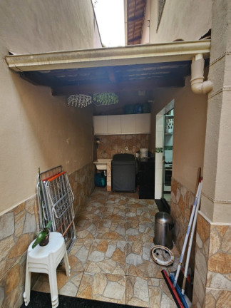 Imagem Casa com 3 Quartos à Venda, 150 m² em Cabral - Contagem Imagem Casa com 3 Quartos à Venda, 150 m² em Cabral - Contagem