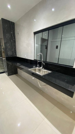 Imagem Casa com 3 Quartos à Venda, 360 m² em Residencial Jardim Canedo - Senador Canedo