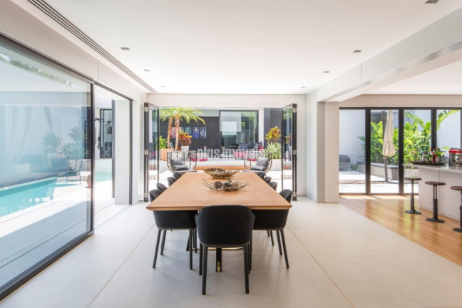 Imagem Casa com 3 Quartos à Venda, 723 m² em Jardim Paulista - São Paulo Imagem Casa com 3 Quartos à Venda, 723 m² em Jardim Paulista - São Paulo