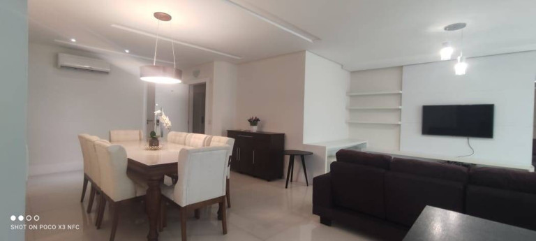 Imagem Apartamento com 3 Quartos para Alugar, 136 m² em Centro - Balneário Camboriú