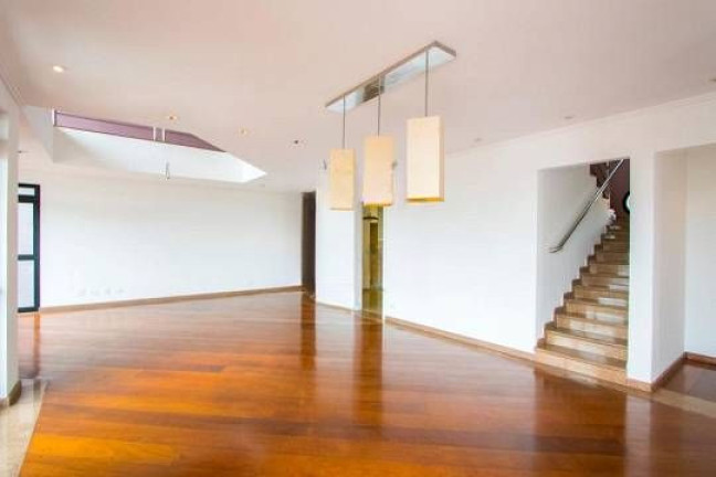 Imagem Apartamento com 5 Quartos para Alugar, 294 m² em Vila Bastos - Santo André