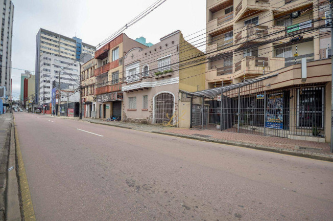 Imagem Kitnet com 1 Quarto à Venda, 20 m² em Centro - Curitiba Imagem Kitnet com 1 Quarto à Venda, 20 m² em Centro - Curitiba