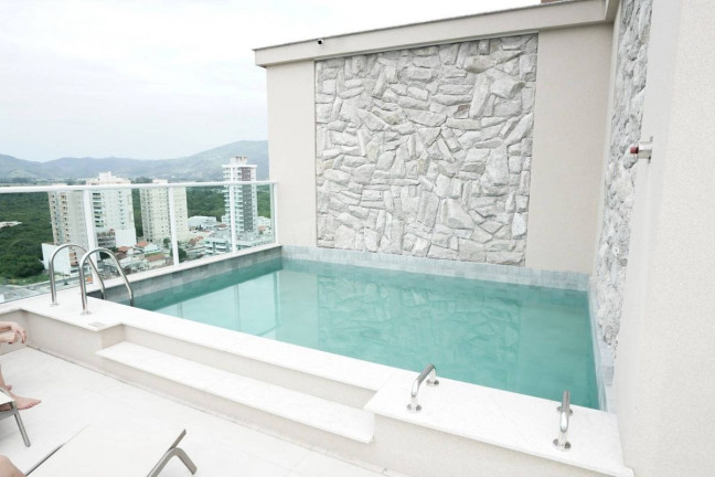 Imagem Apartamento com 2 Quartos à Venda, 135 m² em Meia Praia - Itapema