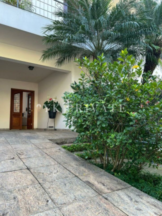 Imagem Sobrado com 5 Quartos à Venda, 385 m² em Alto De Pinheiros - São Paulo