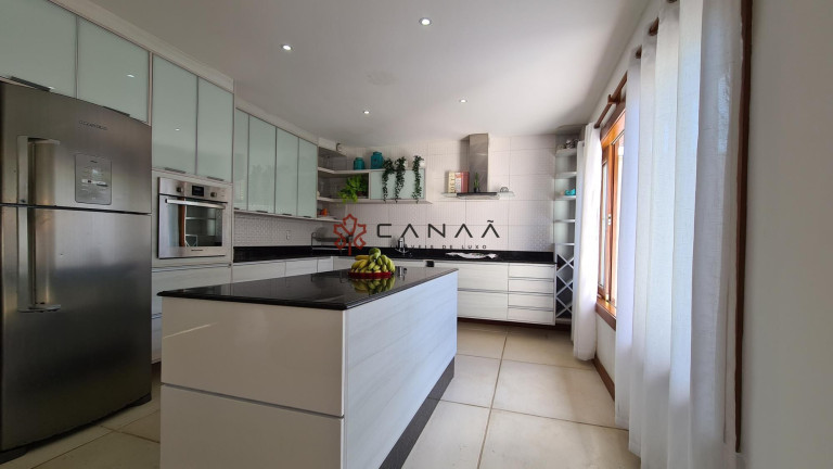 Imagem Casa com 9 Quartos à Venda, 472 m² em Ferradura - Armação Dos Búzios Imagem Casa com 9 Quartos à Venda, 472 m² em Ferradura - Armação Dos Búzios