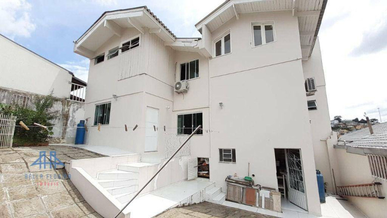 Imagem Casa com 5 Quartos à Venda, 333 m² em Beatriz - Lages Imagem Casa com 5 Quartos à Venda, 333 m² em Beatriz - Lages