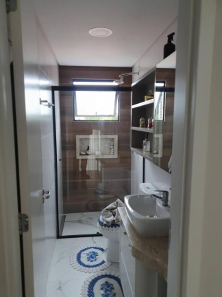 Imagem Sobrado com 3 Quartos à Venda, 182 m² em Xaxim - Curitiba Imagem Sobrado com 3 Quartos à Venda, 182 m² em Xaxim - Curitiba