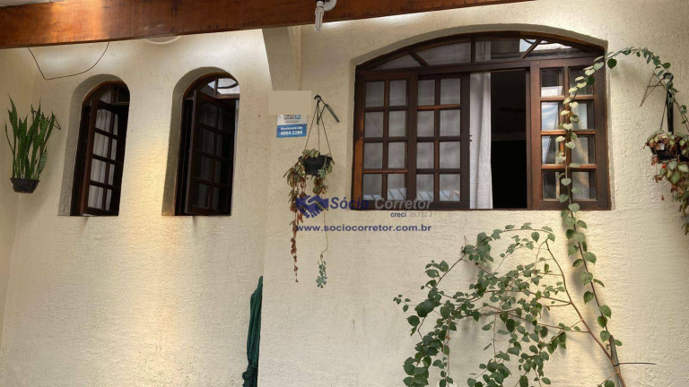 Imagem Casa com 3 Quartos à Venda, 120 m² em Jardim Santa Mena - Guarulhos Imagem Casa com 3 Quartos à Venda, 120 m² em Jardim Santa Mena - Guarulhos