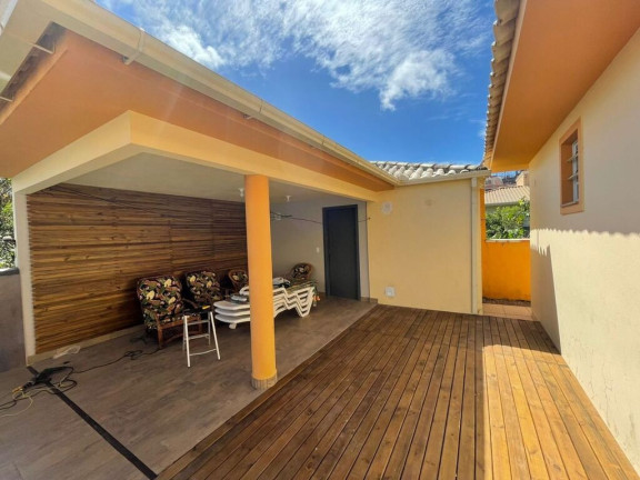 Imagem Casa com 5 Quartos à Venda, 245 m² em Governador Celso Ramos - Governador Celso Ramos Imagem Casa com 5 Quartos à Venda, 245 m² em Governador Celso Ramos - Governador Celso Ramos