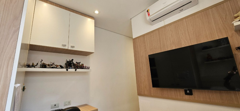 Imagem Casa com 7 Quartos à Venda, 360 m² em Vila Hamburguesa - São Paulo Imagem Casa com 7 Quartos à Venda, 360 m² em Vila Hamburguesa - São Paulo